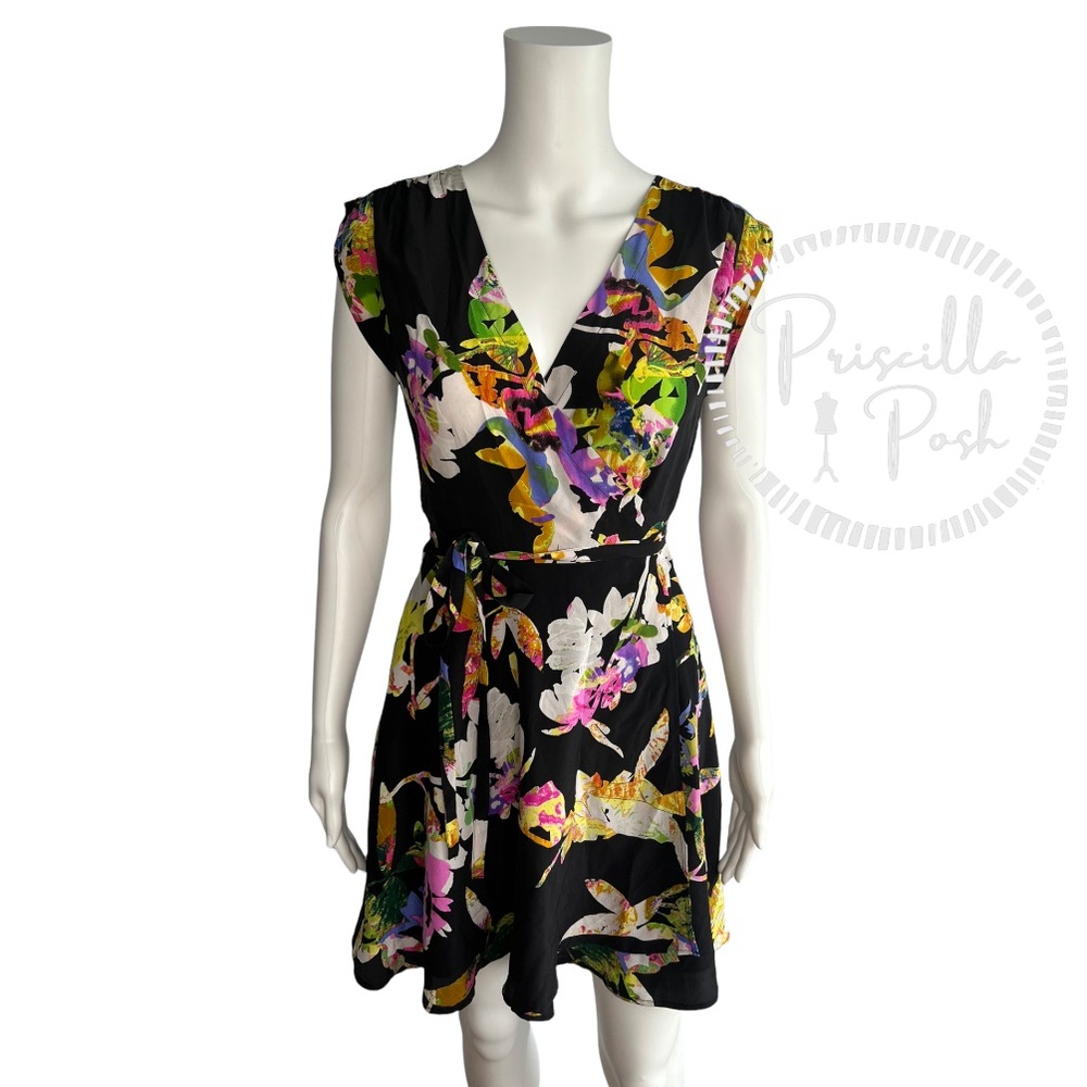 Yumi Kim Black Vibrant Floral Print Wrap Dress Short Sleeve 100% Silk Pink Green - Picture 4 of 13